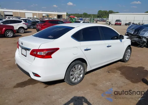 2018 Nissan Sentra S z USA, uszkodzony, nr VIN 3N1AB7AP4JY271169